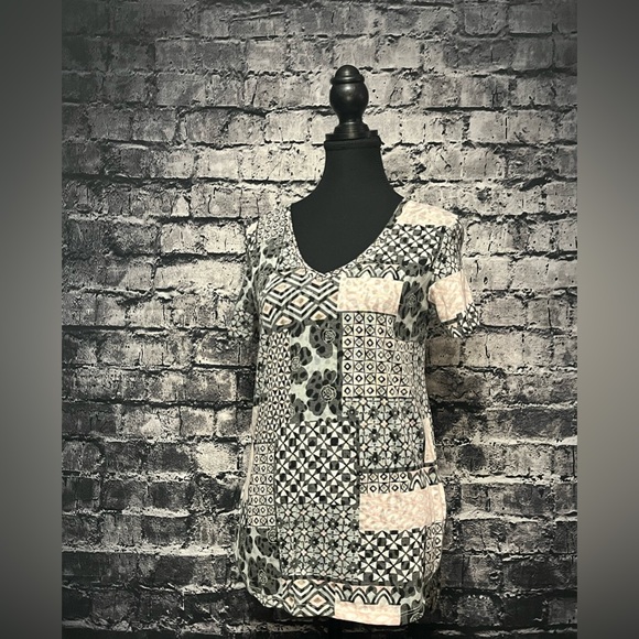 Kim Rogers Shirt - Picture 4 of 5